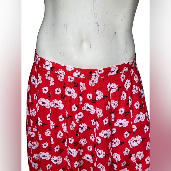 KARL LAGERFELD PARIS Red & White Floral Accordion Pleated Front Maxi Skirt, 12 - Picture 6 of 13